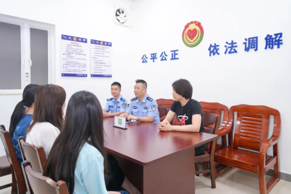恒运资本配资 愤怒邻居要装“震楼器”，广州这个北京派出所，巧解邻里纠纷